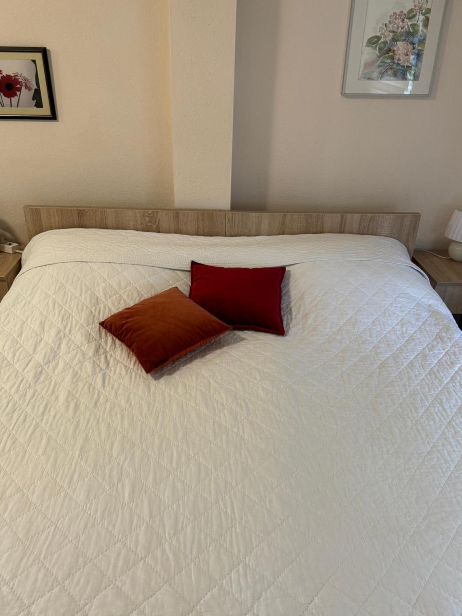 Apartmani 23 Novi Pazar Exteriör bild