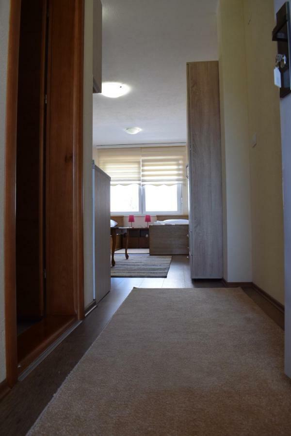 Apartmani 23 Novi Pazar Exteriör bild