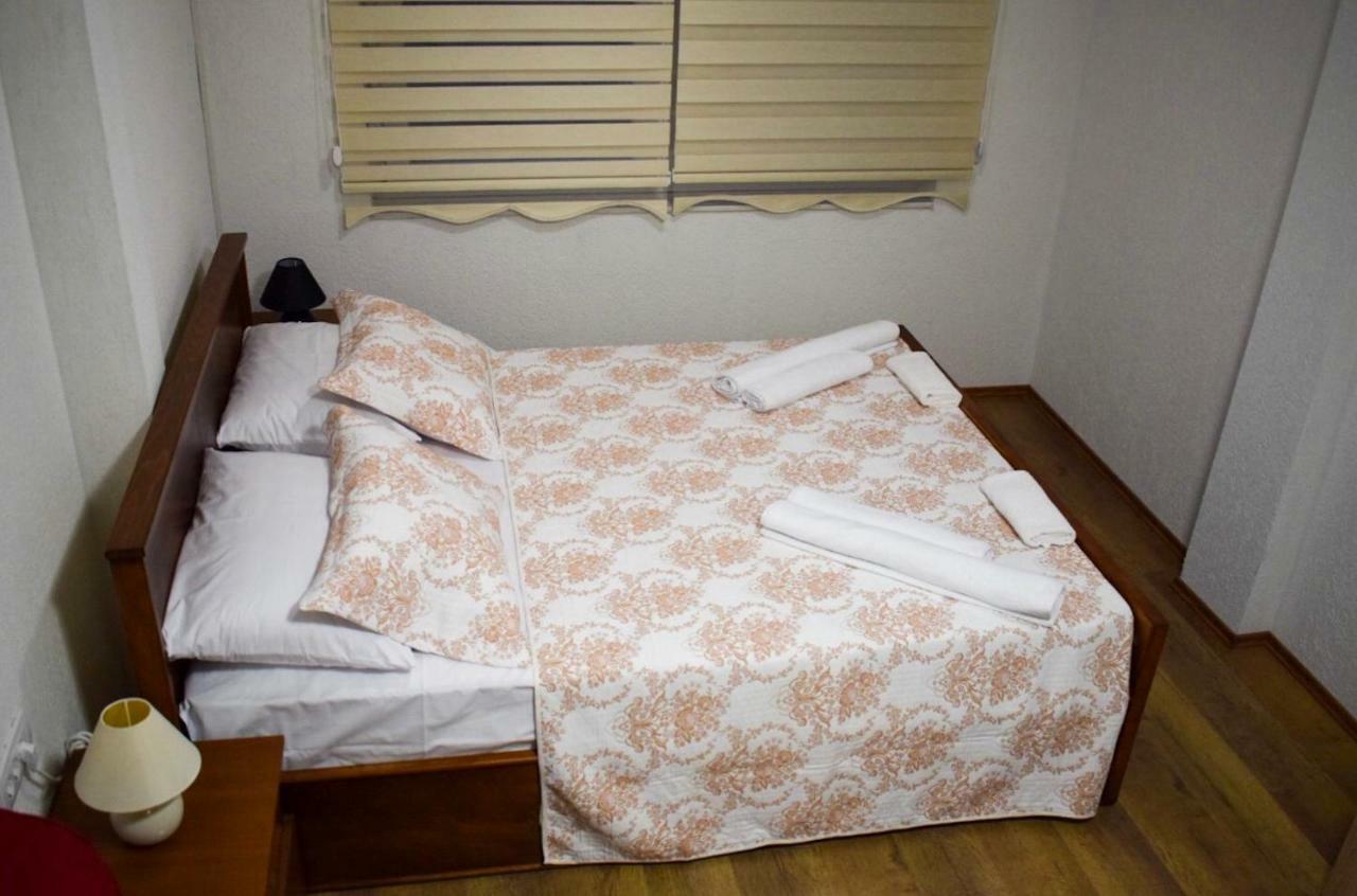 Apartmani 23 Novi Pazar Exteriör bild